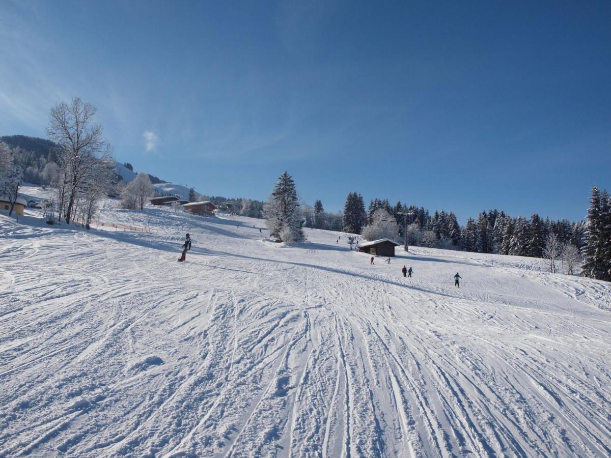 Chalet On The Ski Slope In St Johann In Tyrol Apfeldorf Exterior foto
