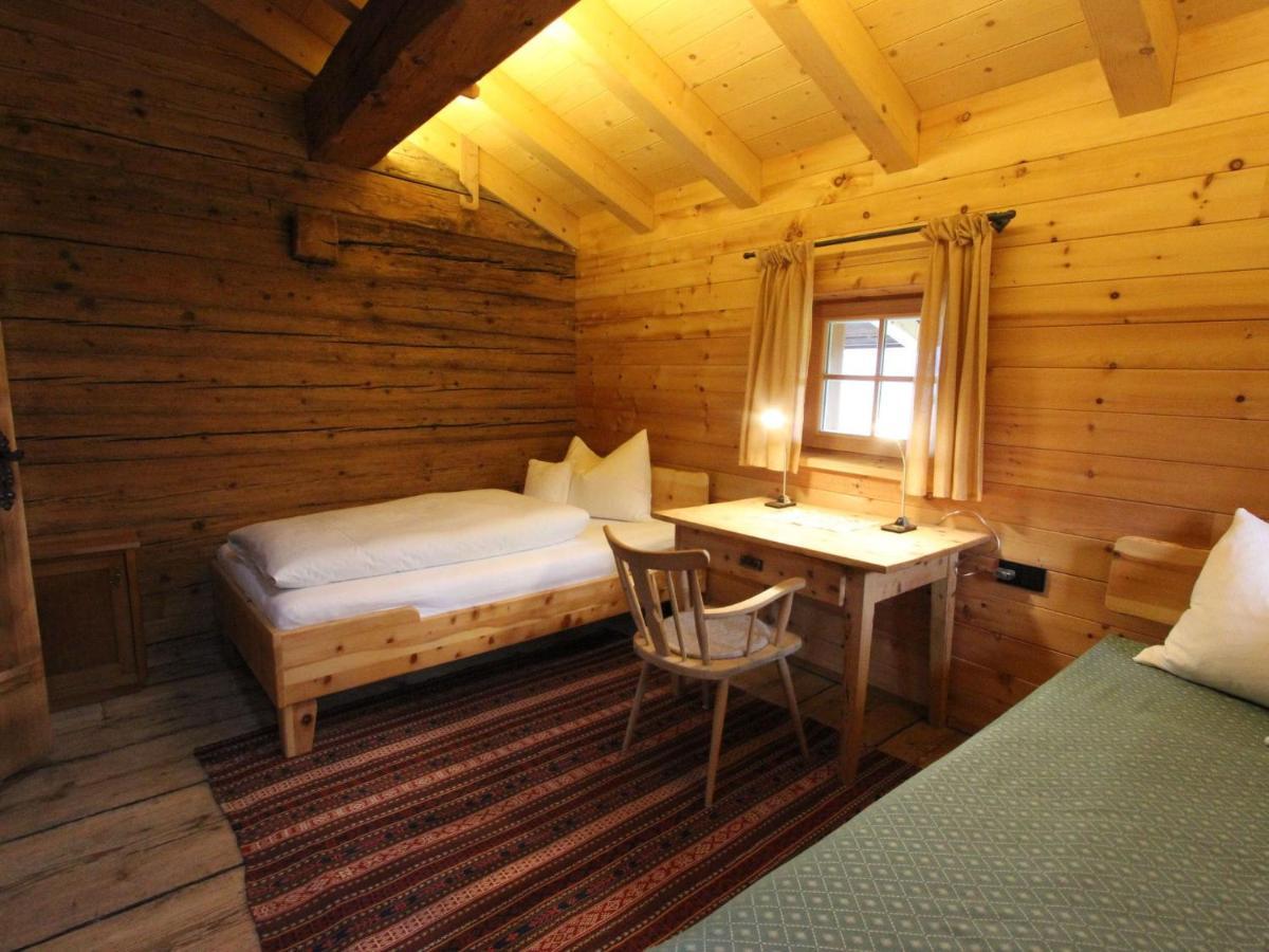Chalet On The Ski Slope In St Johann In Tyrol Apfeldorf Exterior foto