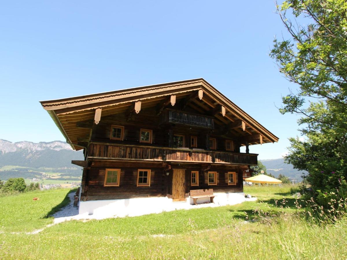 Chalet On The Ski Slope In St Johann In Tyrol Apfeldorf Exterior foto