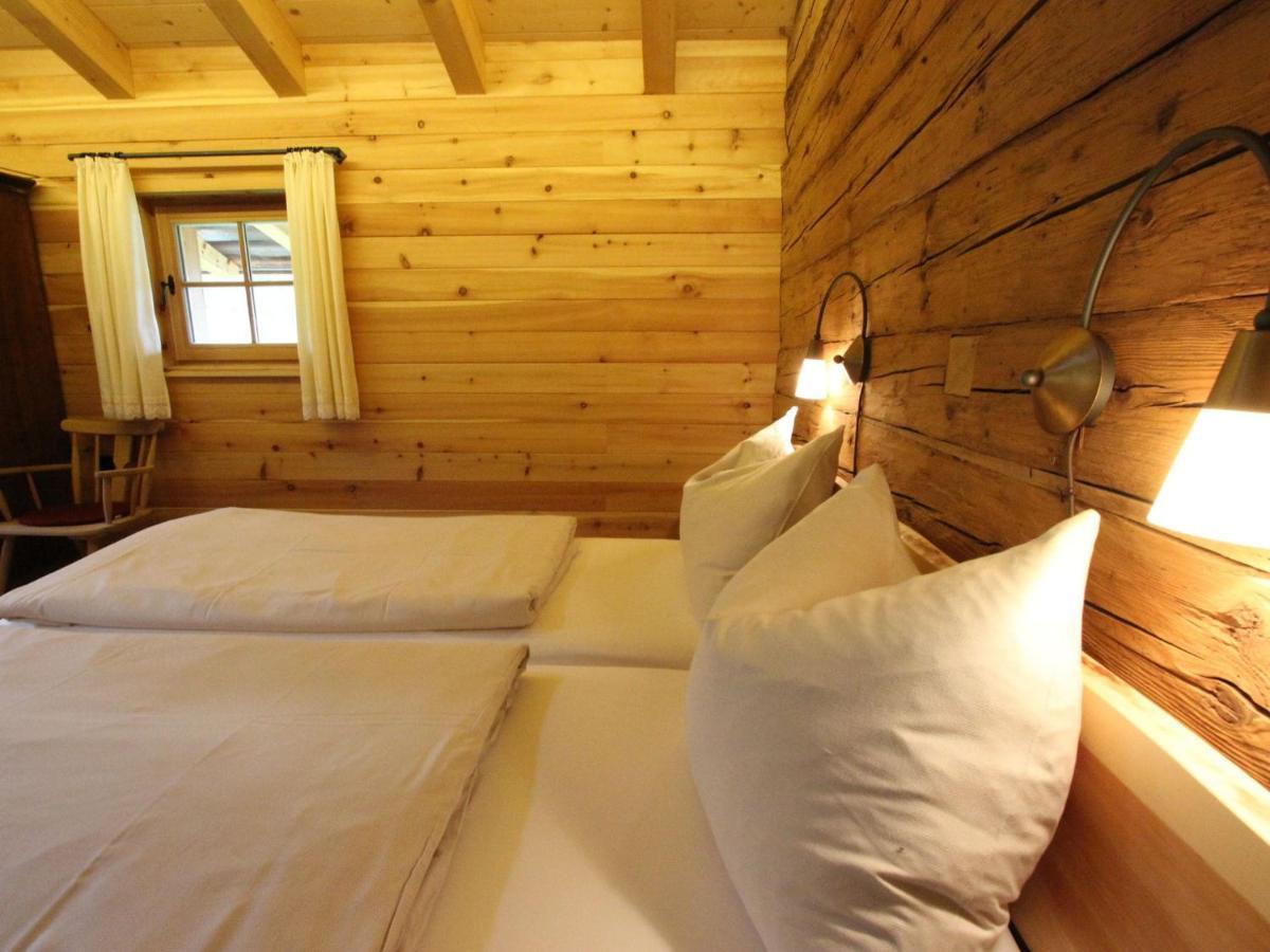Chalet On The Ski Slope In St Johann In Tyrol Apfeldorf Exterior foto